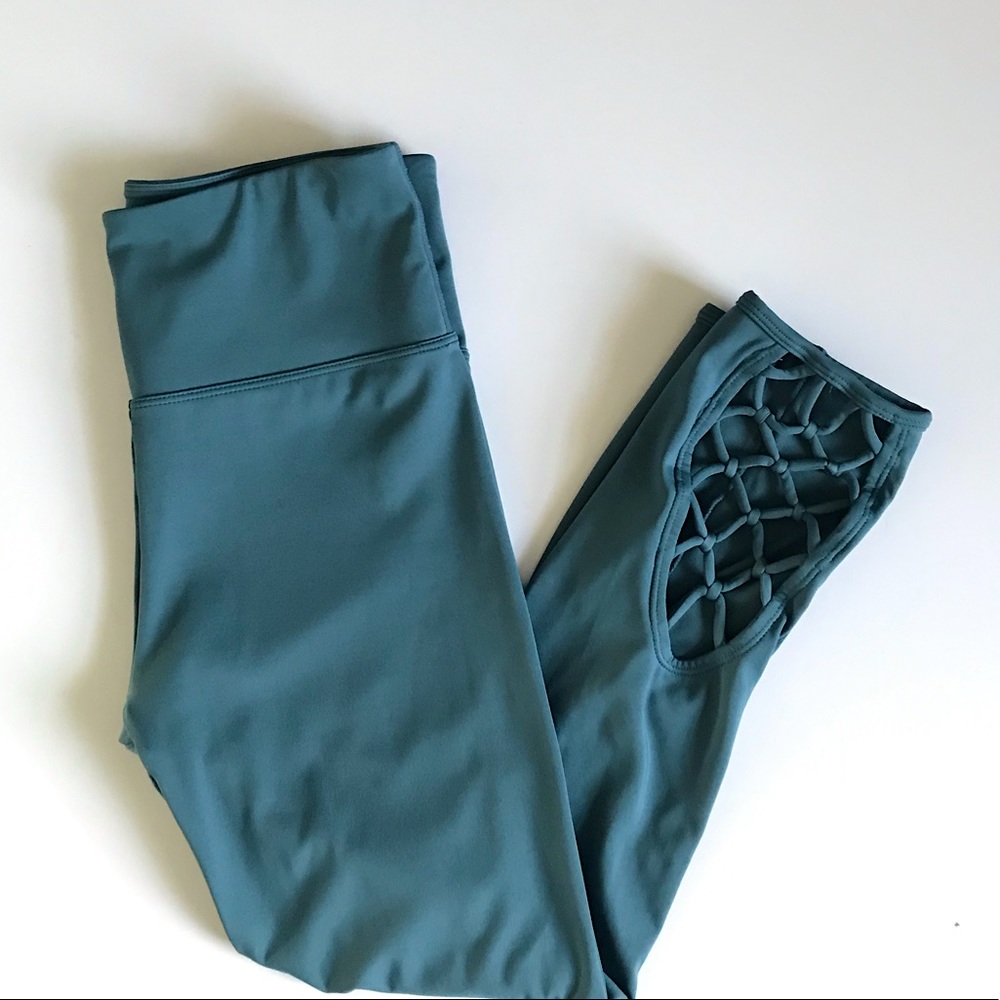 Joy Lab Cropped Capri Leggings Size S